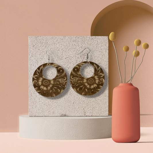 Boucles d’oreilles en bois gravé – Collection Nature Élégante