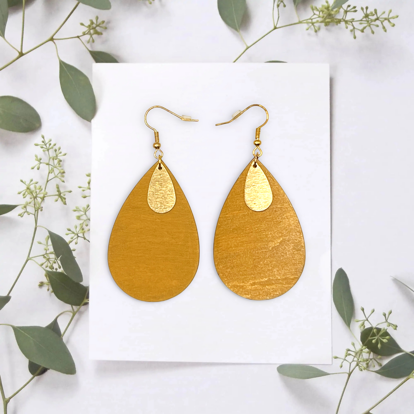 Boucle oreille en forme de goutte d’eau