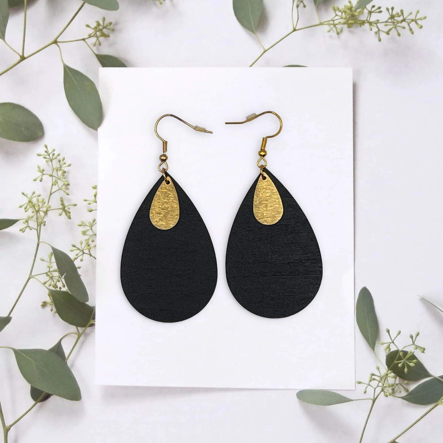 Boucle oreille en forme de goutte d’eau